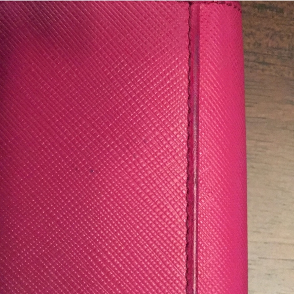 Ferragamo Salvatore Fushia/Hot Pink Long Wallet - Picture 9 of 13